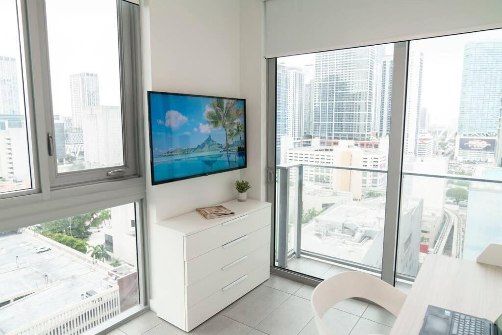 Charming 2 Bedroom Downtown Miami 2106 Free Parking Exterior photo